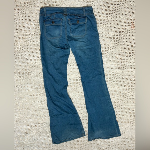 Forever 21 flared medium washed jeans - Picture 3 of 7